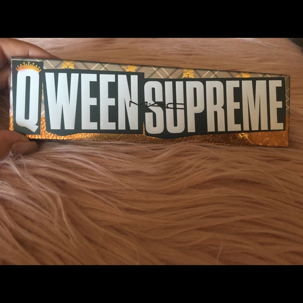 MAC‎ Qween supreme palette